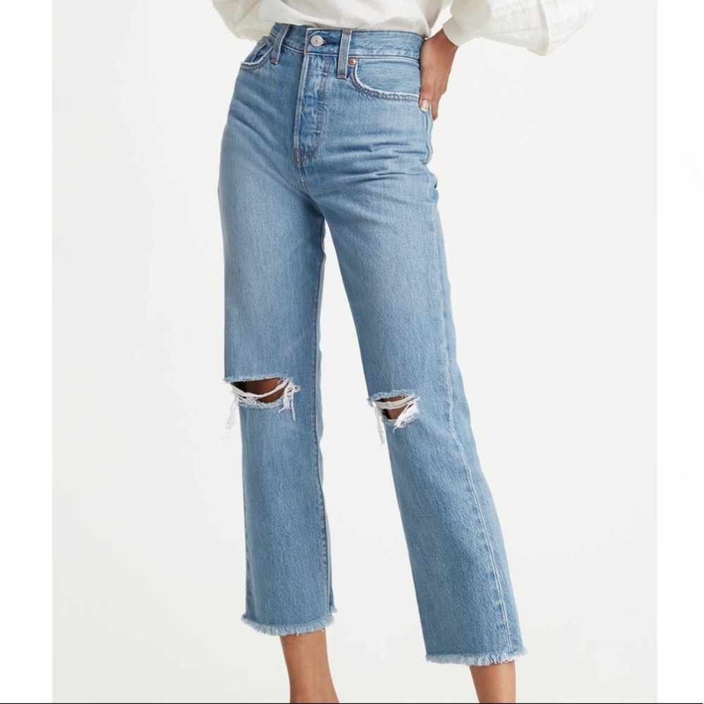 Levi’s wedgie straight in market street